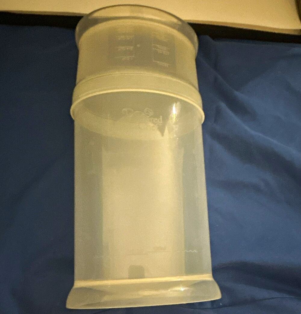 Pampered Chef Clear Plastic Liquid Measuring Cup Set, 2pc 2 Cup & 1 Cup